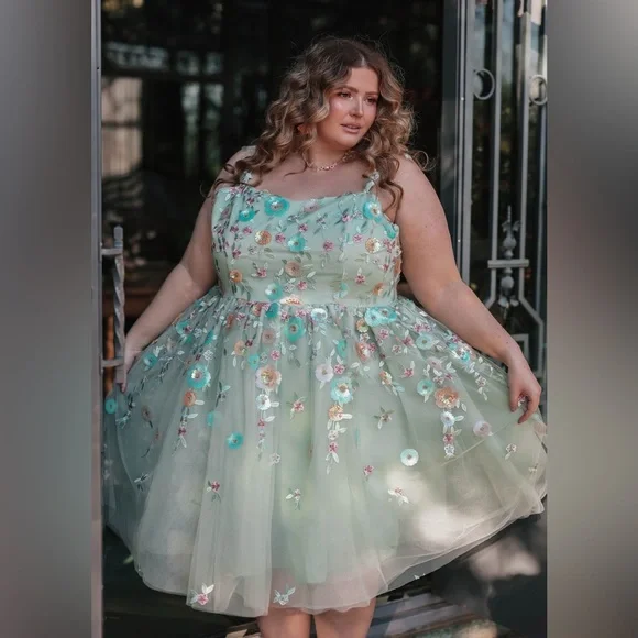 JessaKae Elowen Dress - Picture 3 of 4